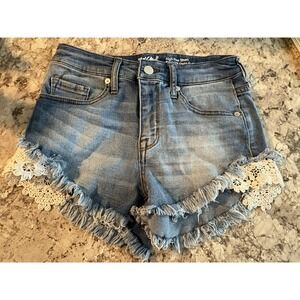 Vintage Y2k Mossimo High Rise Crochet Light Wash Denim Jean Booty Shorts Size 4